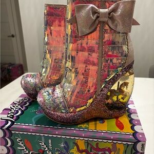 Irregular Choice A Million Dreams Pink Sequin Carousel Boots with globe rare